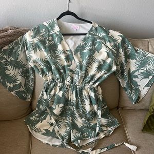 Pink Lily Trusting in You Printed Palm Green Romper size Sm